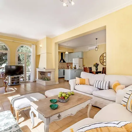 Elpida Sivota (Lefkada)