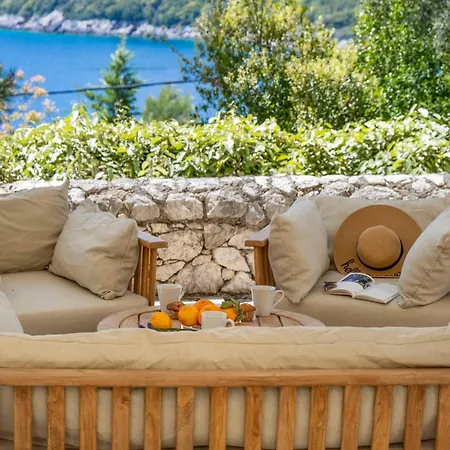 Elpida Sivota (Lefkada)