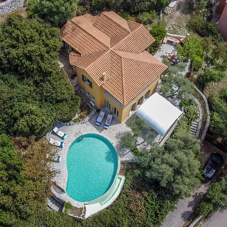 Elpida * Sivota (Lefkada)