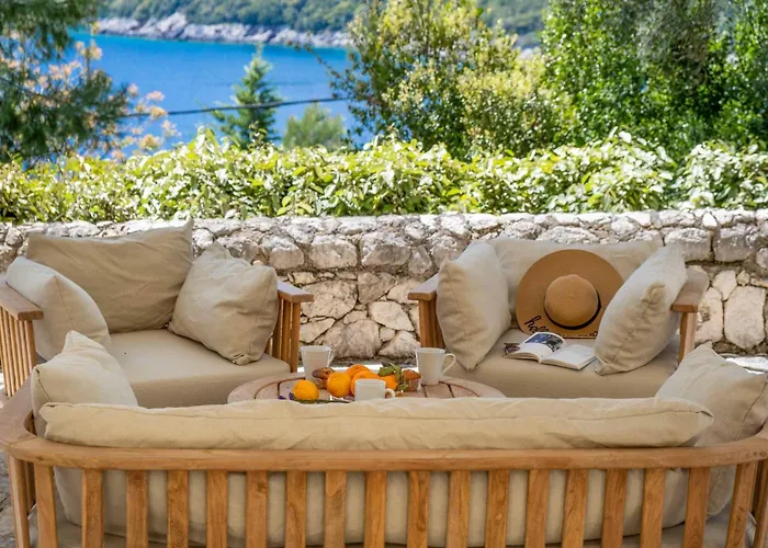 Elpida Sivota (Lefkada)