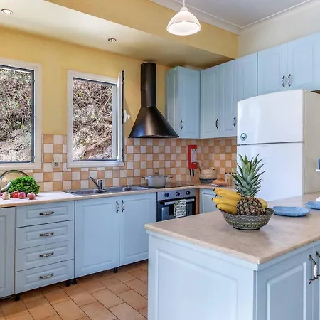 Elpida Villa Sývota